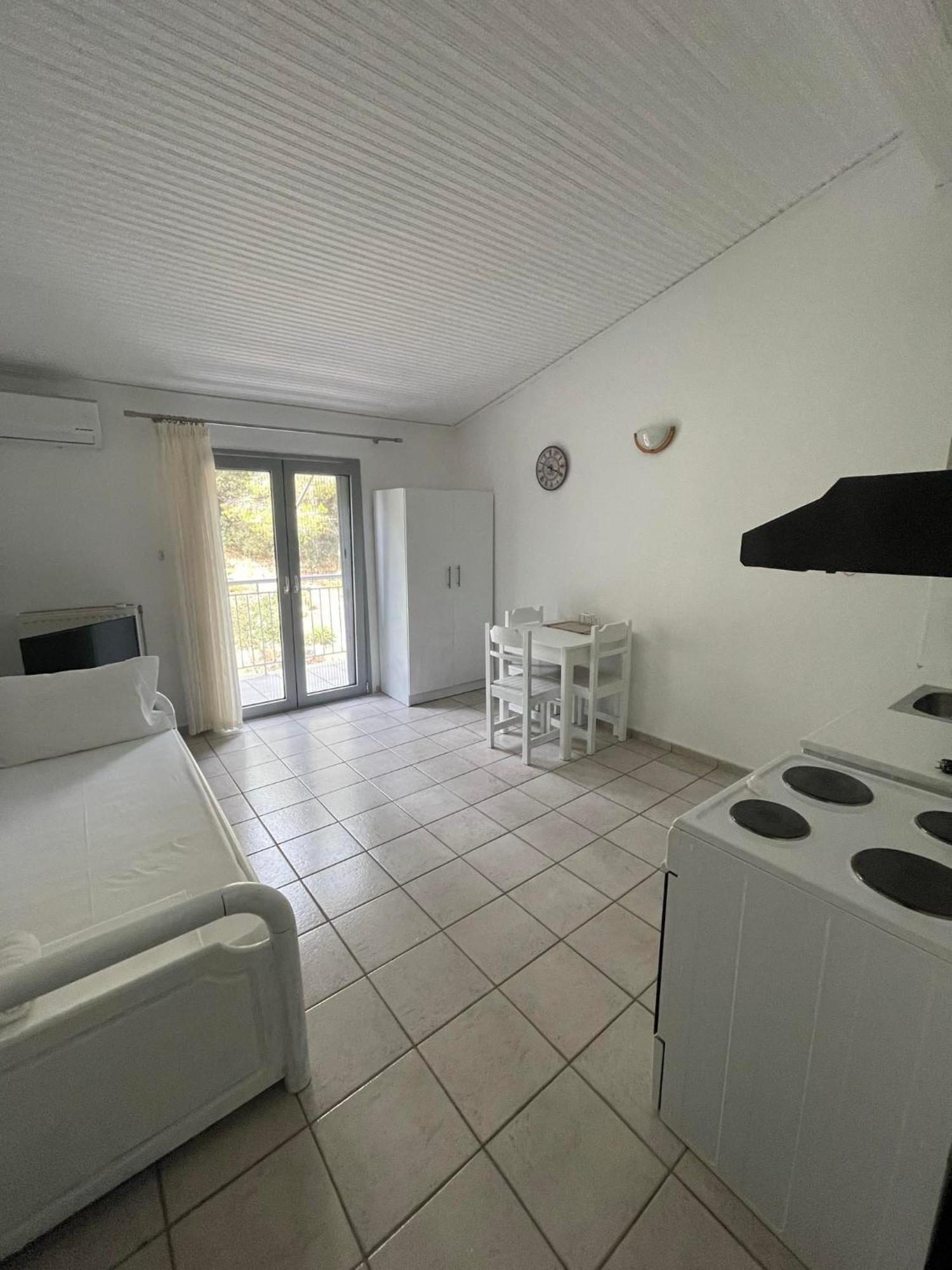 Maistrato Apartments Argostoli  Exteriör bild